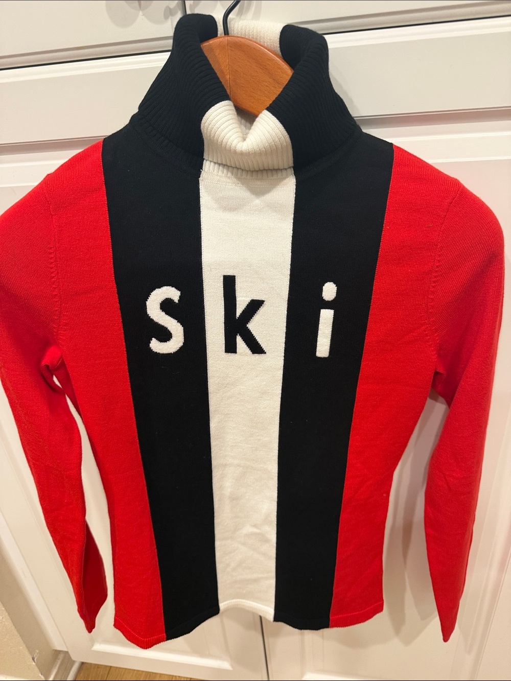 Alp N Rock Red Black White Ski Turtleneck Sweater